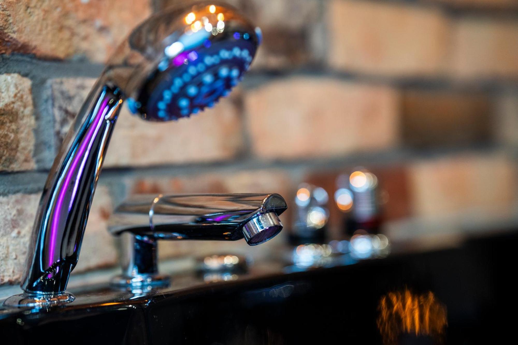 Aparthotel Zator Industrial 58 Jacuzzi 外观 照片